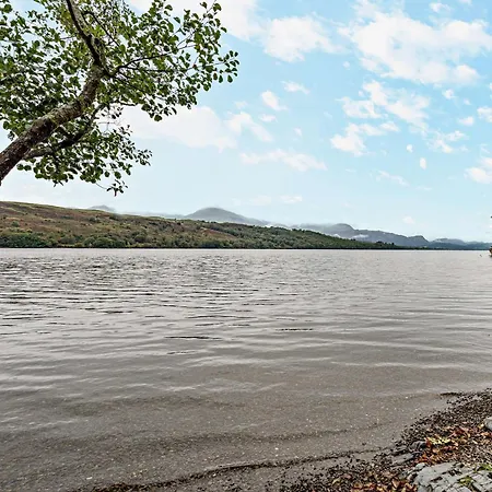 1 Bed In Coniston Water 50081 *